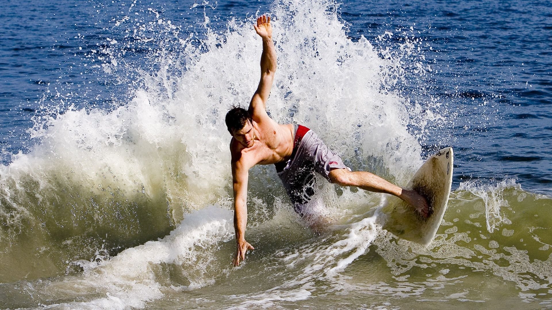 世界田径锦标赛多项纪录被刷新，世界田径锦标赛历届冠军